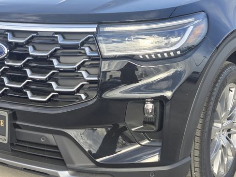 New 2026 Ford Explorer Platinum RWD image 10