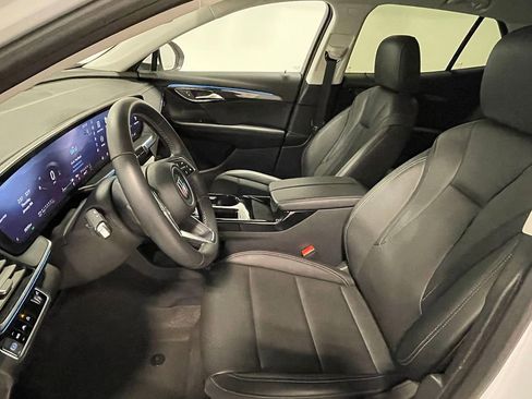 Used 2025 Buick Envision Preferred image 3