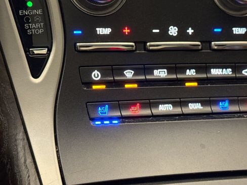 Used 2016 Lincoln MKX Reserve FWD image 28