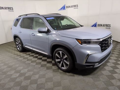 Certified 2024 Honda Pilot Elite image 11