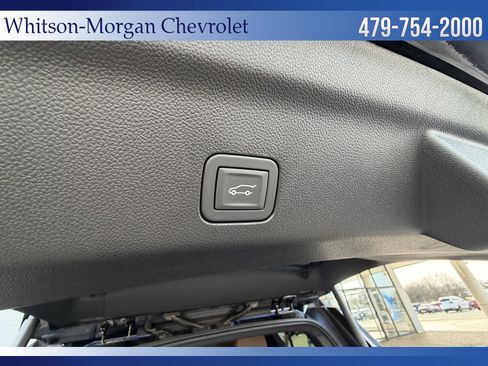 New 2026 Chevrolet Suburban High Country image 40