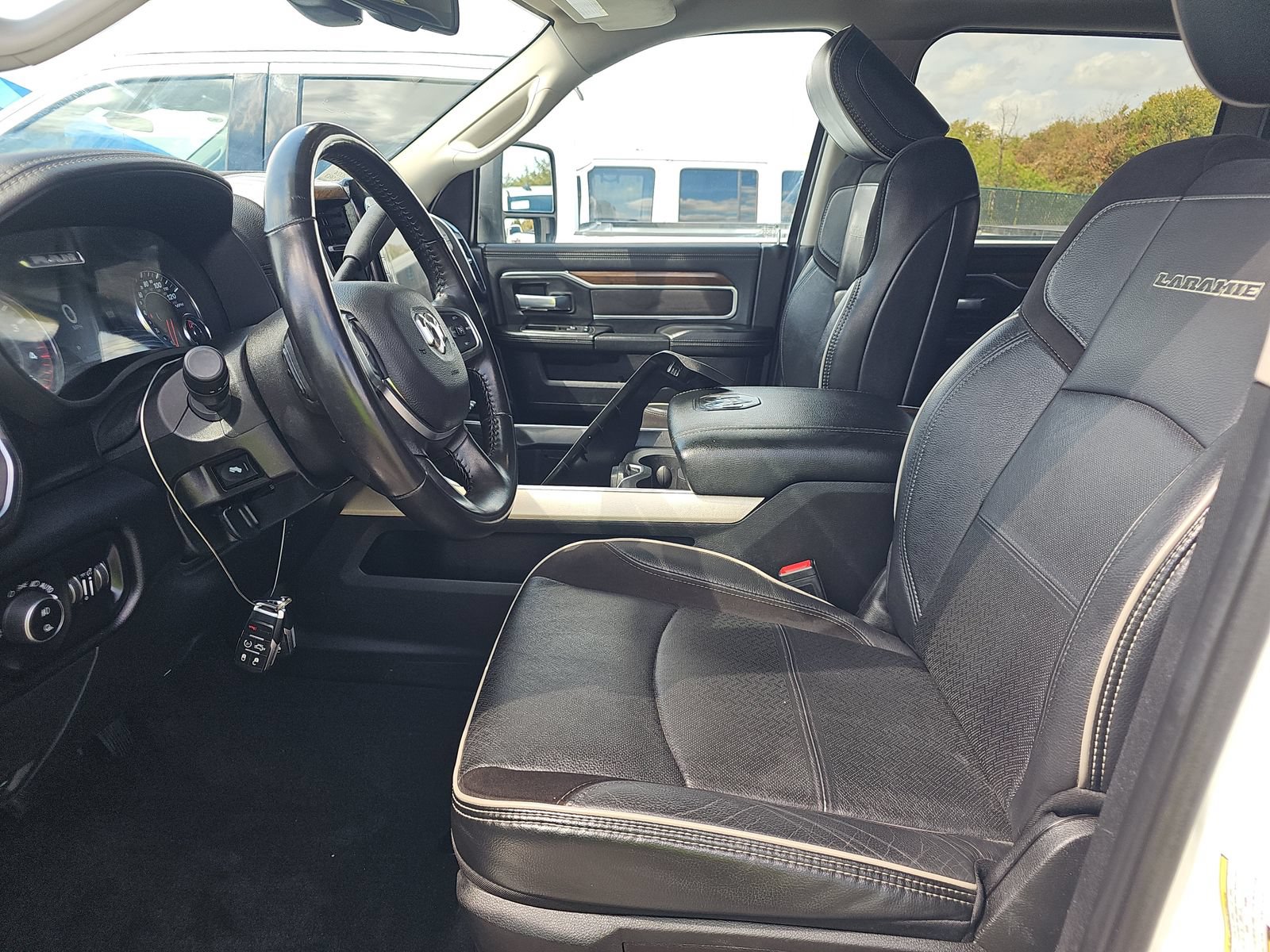 Used 2024 RAM 2500 Laramie AWD/4WD image 6