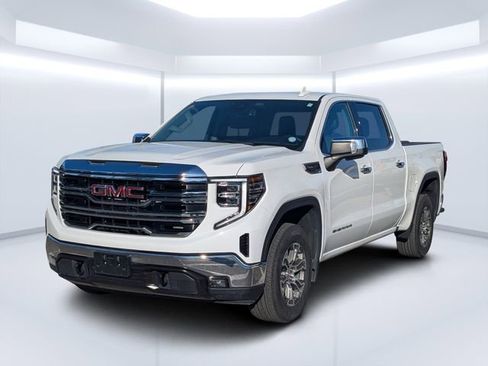 Used 2025 GMC Sierra 1500 SLT image 7