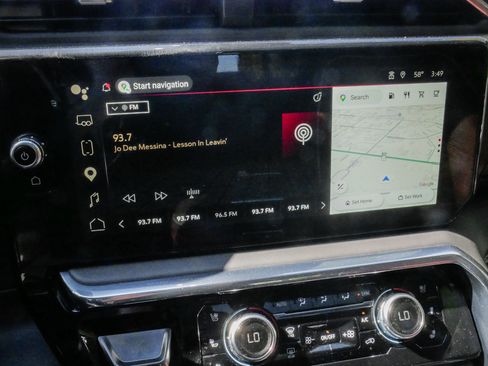 Used 2025 GMC Sierra 2500 Denali Ultimate image 23