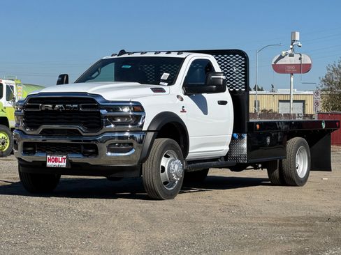 New 2026 RAM 5500 Tradesman w/ Chrome Appearance Group image 7