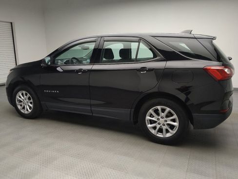 Used 2019 Chevrolet Equinox LS FWD image 3