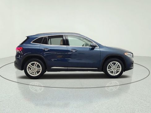 Used 2021 Mercedes-Benz GLA 250 image 4