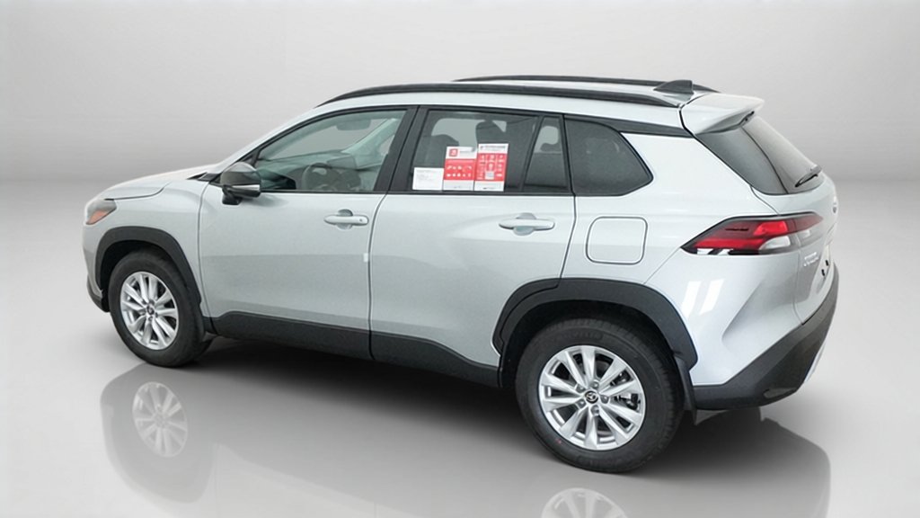 New 2026 Toyota Corolla Cross LE FWD image 7