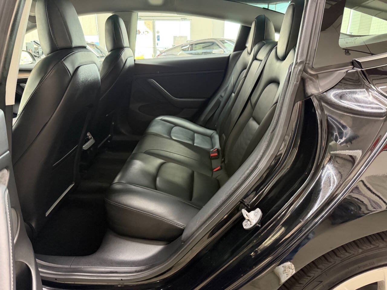 Used 2022 Tesla Model 3 Long Range AWD/4WD image 13