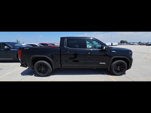Used 2025 GMC Sierra 1500 Elevation w/ Preferred Package AWD/4WD image 4
