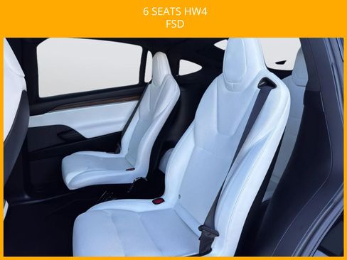 Used 2023 Tesla Model X image 2
