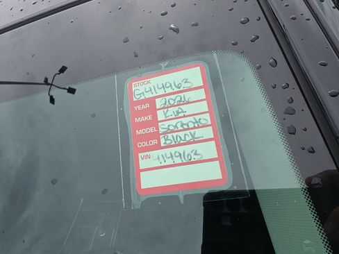 Used 2026 Kia Sorento S w/ S Panoramic Sunroof Package FWD image 10