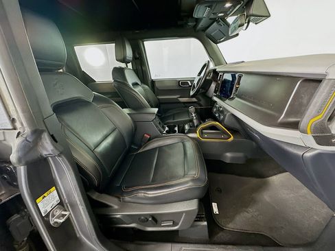 Used 2022 Ford Bronco Badlands image 27