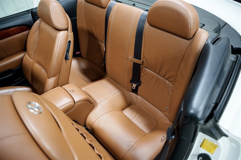 Used 2005 Lexus SC 430 Convertible RWD image 21
