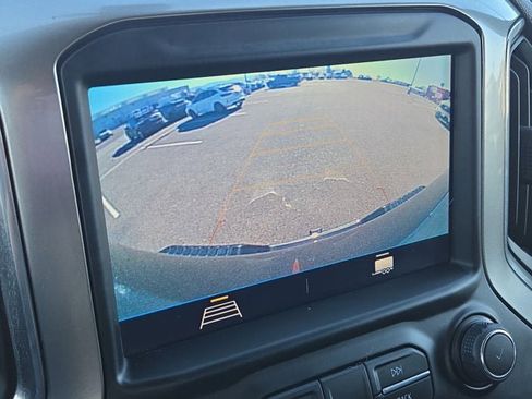 Used 2022 Chevrolet Silverado 2500 LT w/ Convenience Package image 19