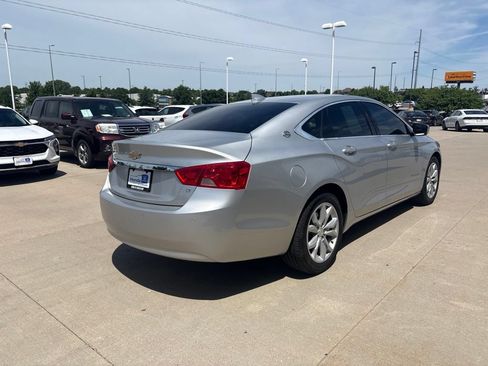 Used 2016 Chevrolet Impala LT w/ Convenience Package FWD image 5