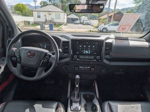 Used 2023 Nissan Frontier PRO-4X AWD/4WD image 8