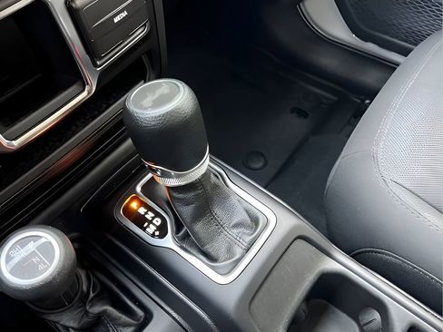 Used 2023 Jeep Wrangler Sport AWD/4WD image 23