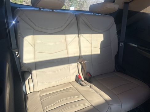 Used 2023 Cadillac XT6 Premium Luxury w/ Platinum Package image 45