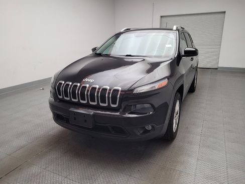 Used 2014 Jeep Cherokee Latitude w/ Cold Weather Group AWD/4WD image 15