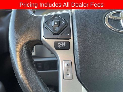 Used 2015 Toyota Sequoia SR5 w/ Premium Package AWD/4WD image 28