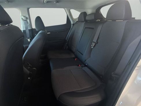 Used 2023 Kia Seltos S FWD image 9