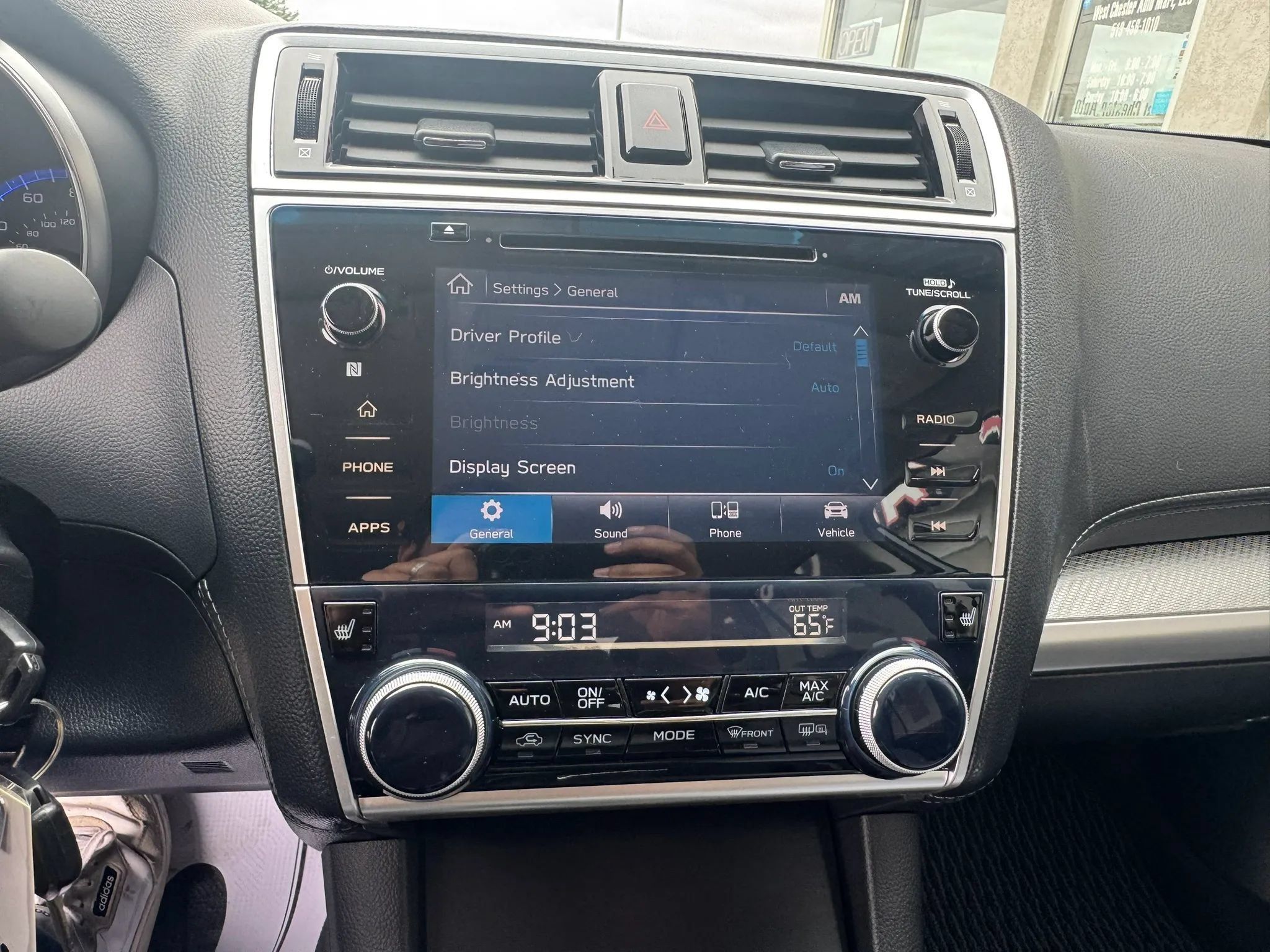 Used 2018 Subaru Outback 2.5i Premium AWD/4WD image 10
