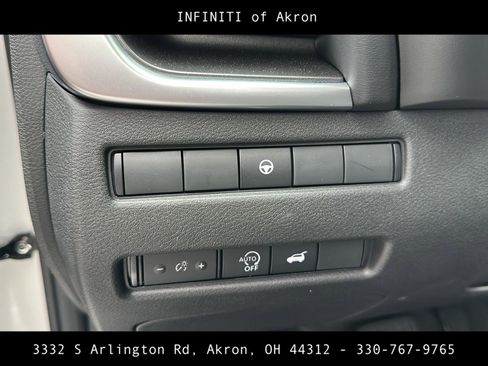 Used 2025 Nissan Rogue SV w/ SV Premium Package image 47