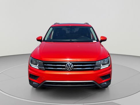 Used 2018 Volkswagen Tiguan SEL FWD image 8