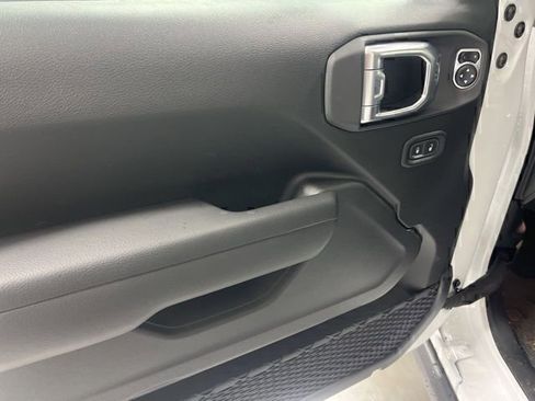 New 2026 Jeep Gladiator Sport AWD/4WD image 6