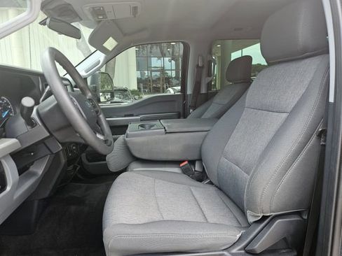 Used 2025 Ford F250 XL w/ STX Appearance Package AWD/4WD image 9