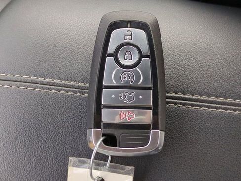 Used 2024 Ford Mustang Premium image 27