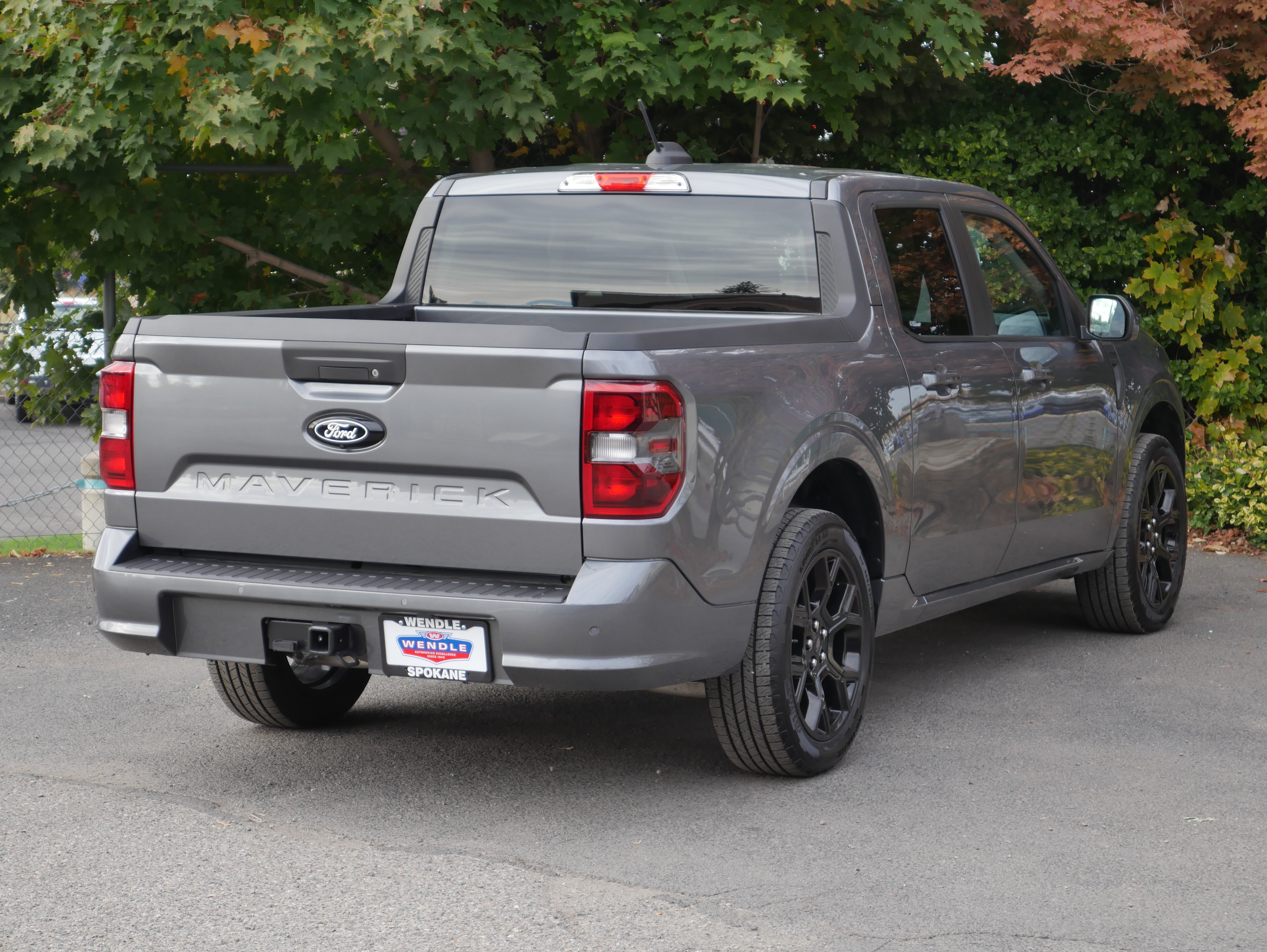 Used 2025 Ford Maverick Lobo AWD/4WD image 23