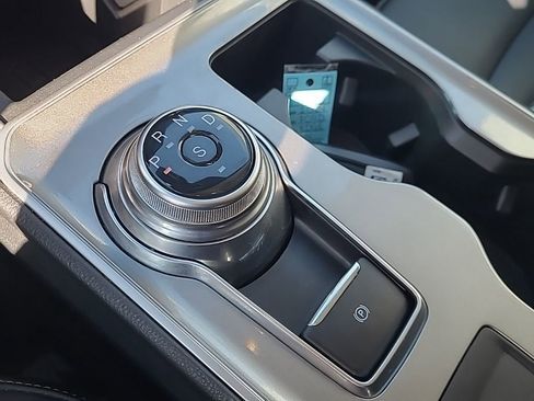 Used 2024 Ford Edge SEL w/ Convenience Package image 22