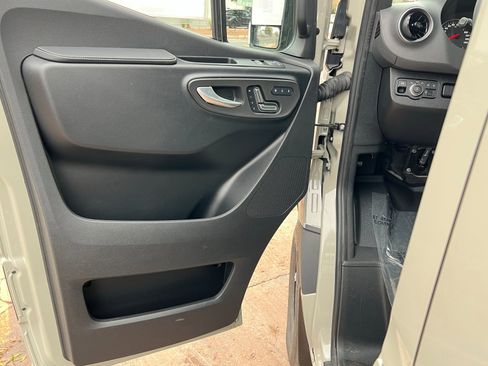 New 2026 Mercedes-Benz Sprinter 2500 image 14