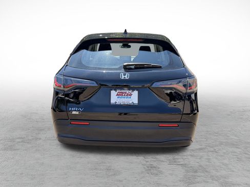 Used 2023 Honda HR-V LX image 5