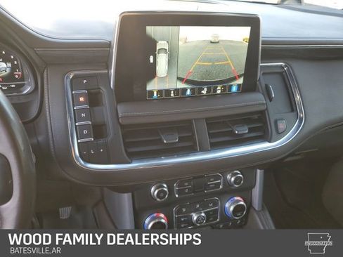 Used 2022 GMC Yukon XL SLT w/ SLT Luxury Package image 17