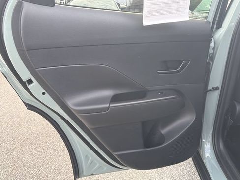 Certified 2025 Hyundai Kona SEL FWD image 28