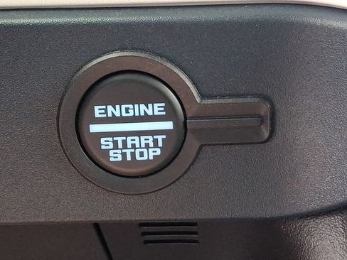 Used 2025 Ford Bronco Heritage Edition AWD/4WD image 29