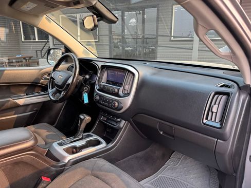 Used 2019 Chevrolet Colorado LT w/ LT Convenience Package AWD/4WD image 26