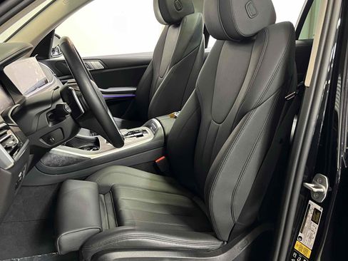 Used 2022 BMW X7 xDrive40i w/ Premium Package image 46