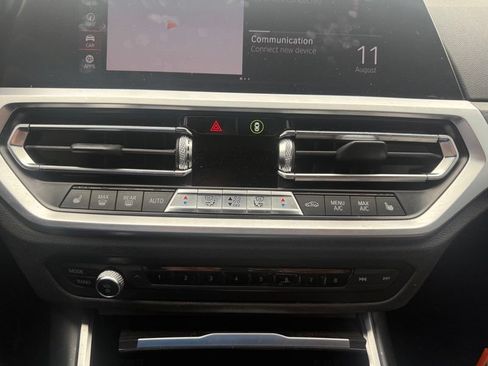 Used 2020 BMW 330i xDrive Sedan w/ Premium Package AWD/4WD image 8