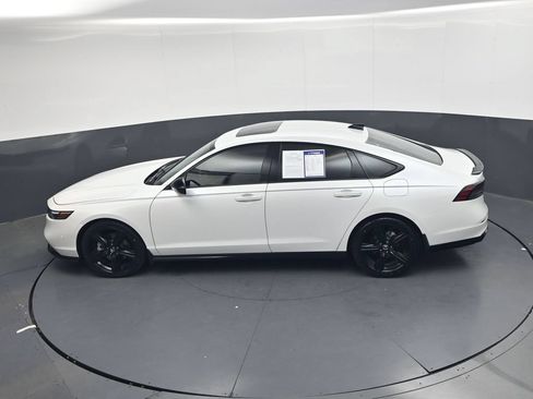 Used 2023 Honda Accord Sport image 25