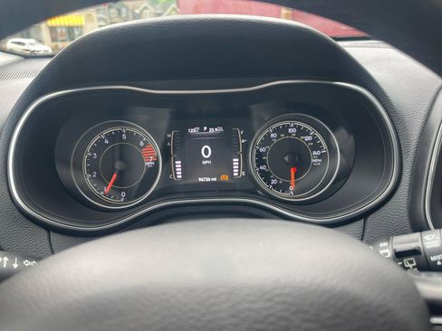 Used 2020 Jeep Cherokee Latitude Plus AWD/4WD image 11