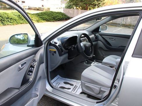 Used 2007 Hyundai Elantra GLS image 5