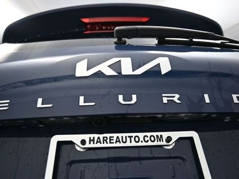 Used 2025 Kia Telluride S FWD image 27