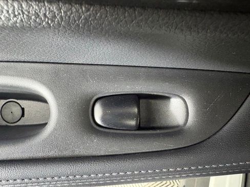 Used 2018 Nissan Rogue S FWD image 42