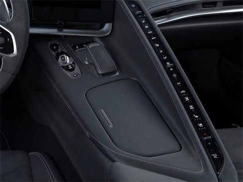 New 2025 Chevrolet Corvette Stingray Premium Cpe w/ Z51 Performance Package image 23