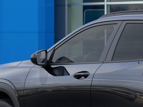 New 2026 Chevrolet Trax LT w/ Sunroof Package FWD image 12