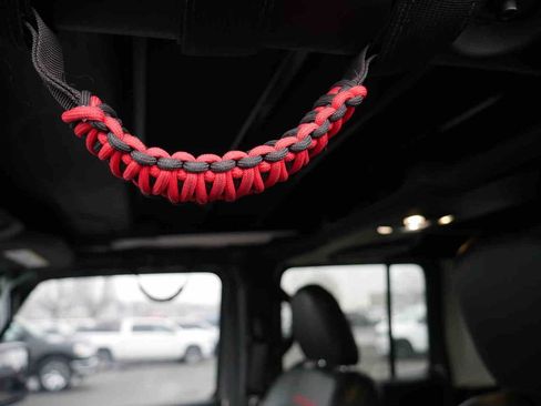 Used 2021 Jeep Wrangler Unlimited Rubicon image 32